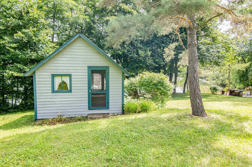 1570 Pelots Point Road North Hero VT 05474
