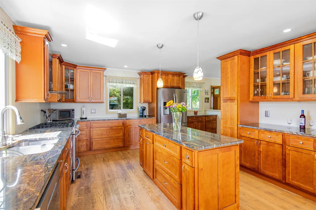 1570 Pelots Point Road North Hero VT 05474