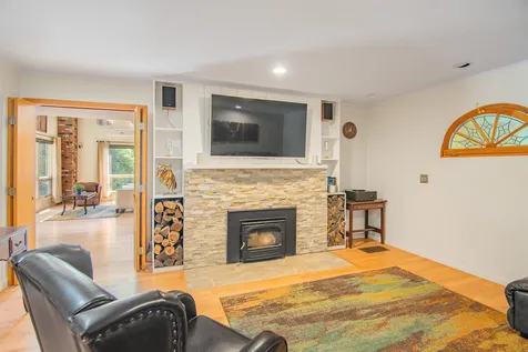 1570 Pelots Point Road North Hero VT 05474
