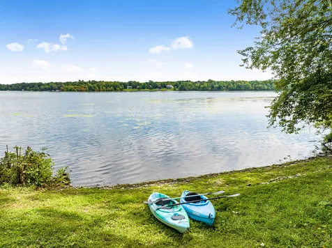 1570 Pelots Point Road North Hero VT 05474