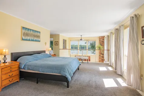 1570 Pelots Point Road North Hero VT 05474