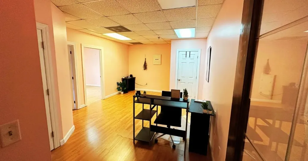 3 Sanborn Road Londonderry NH 03053