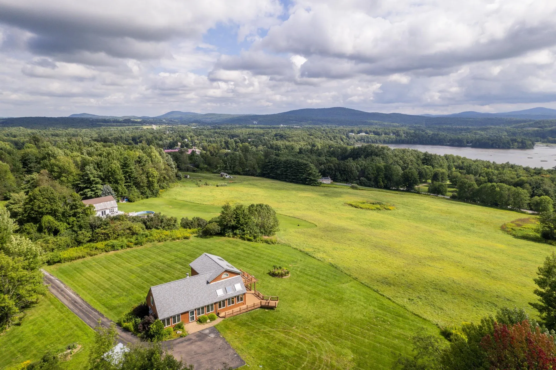 50 Summit Way Milton VT 05468