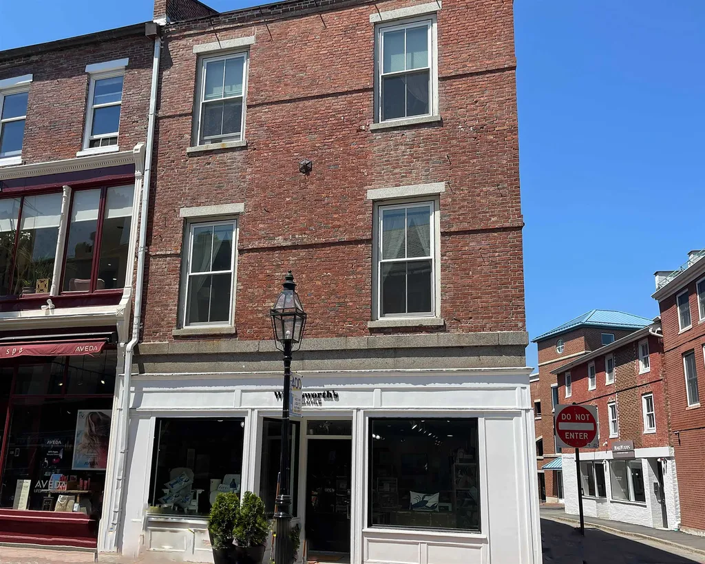24 Market Street Portsmouth NH 03801