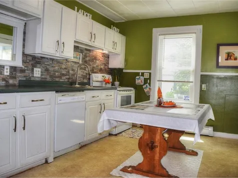 27 North Elm Street St. Albans City VT 05478