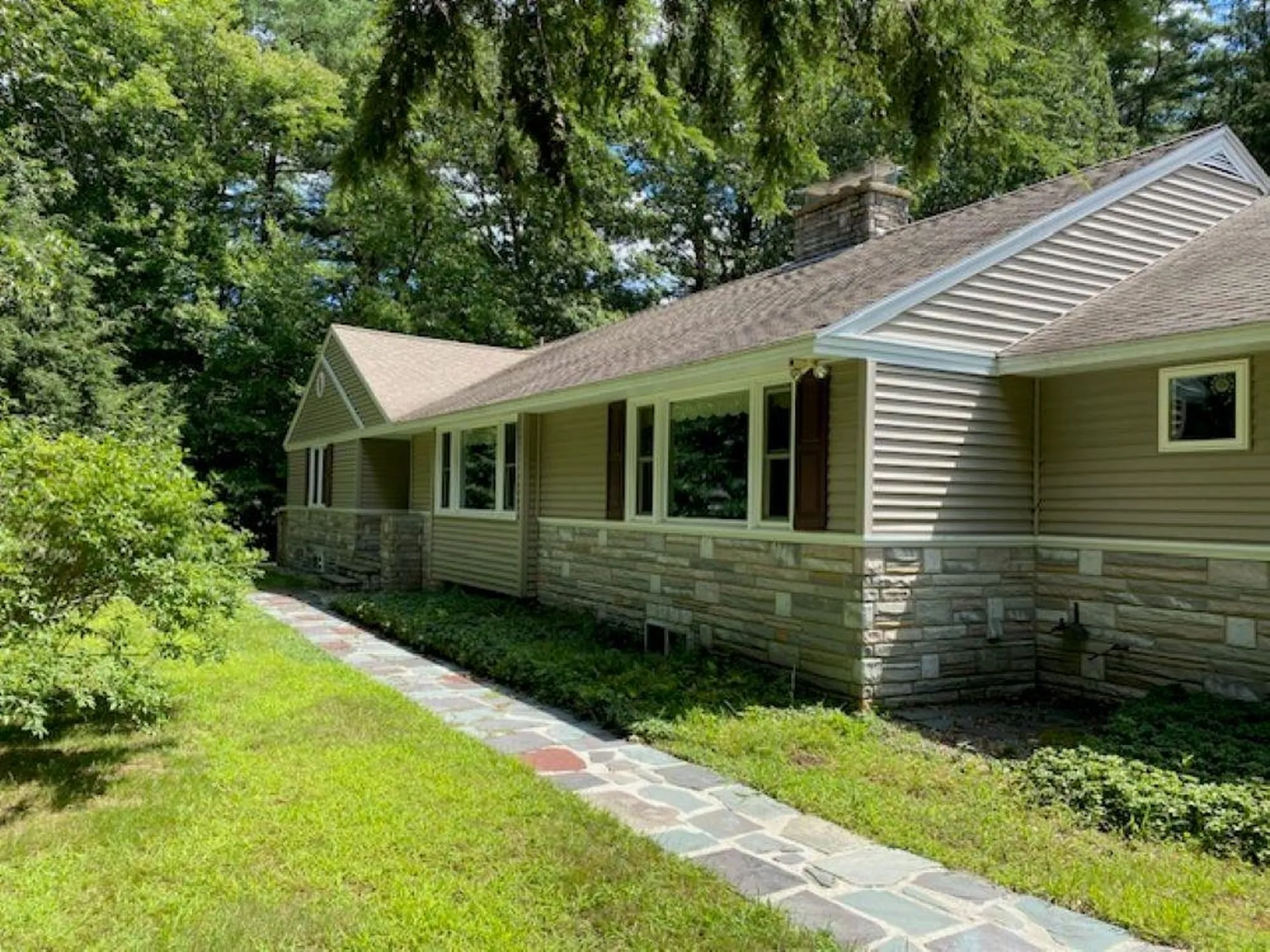 11 Knight Street Sanford ME 04073