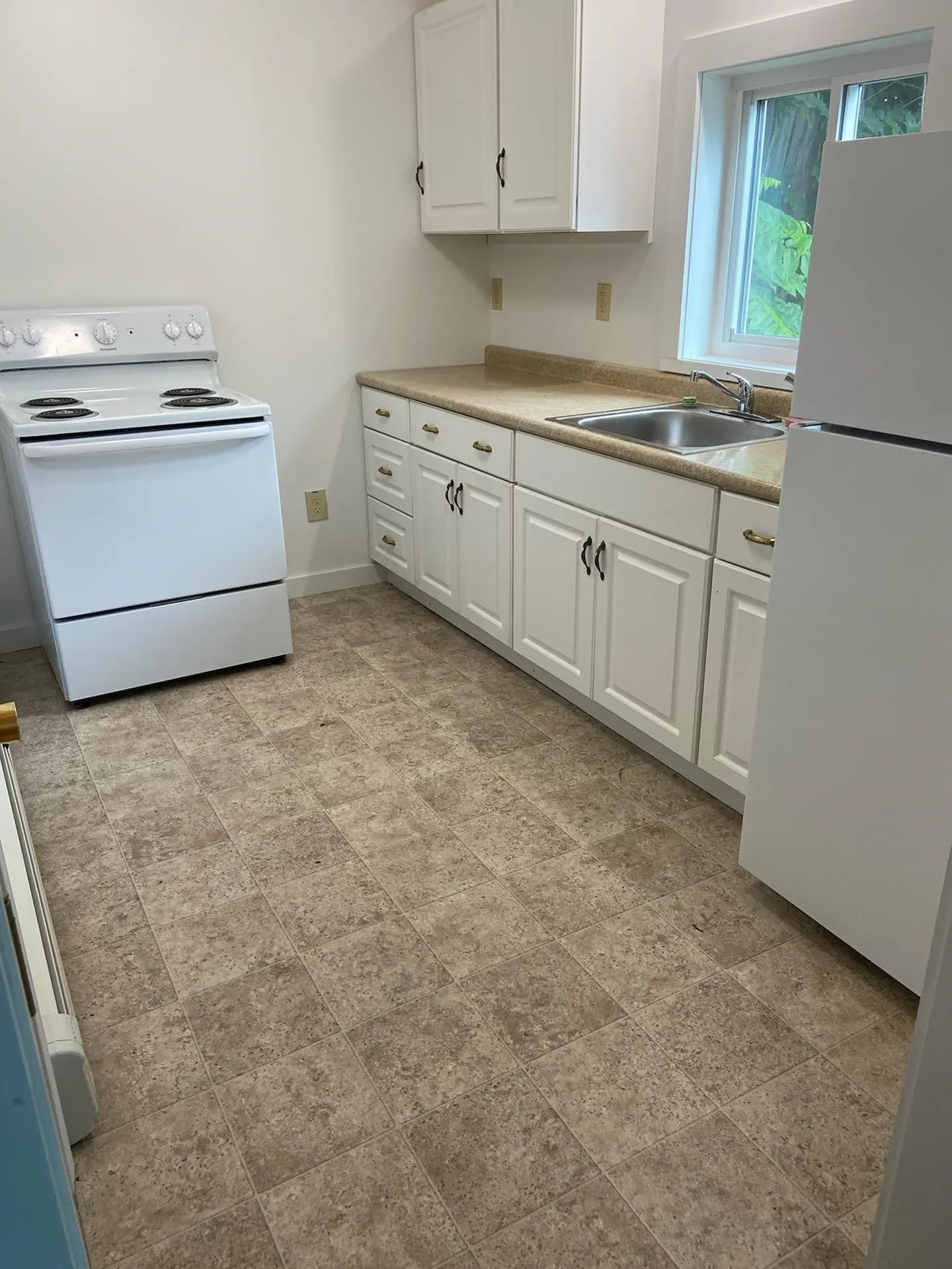14 Dyer Street Laconia NH 03246