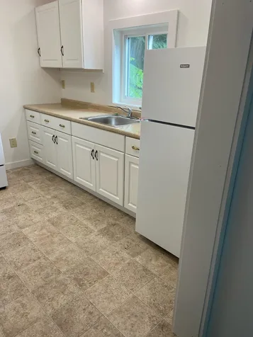 14 Dyer Street Laconia NH 03246