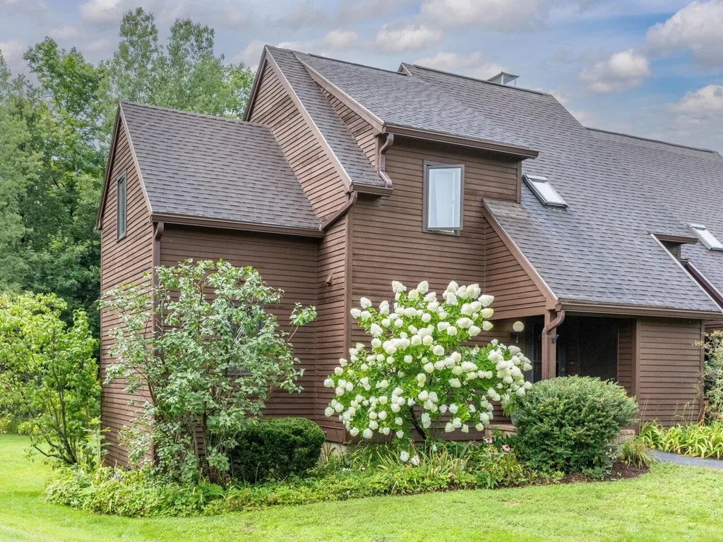 450 Acorn Lane Shelburne VT 05482