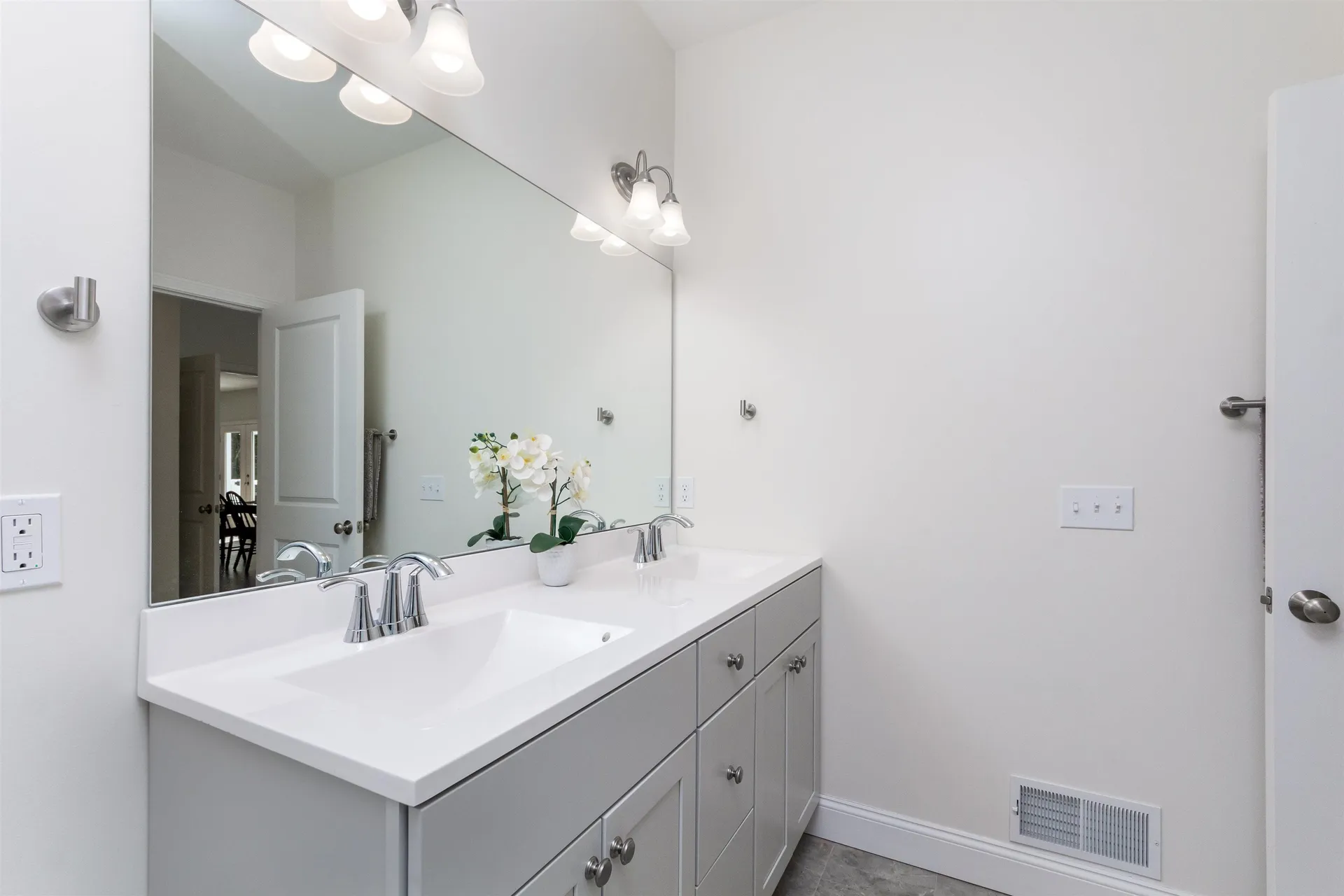 391 Chloe Circle Williston VT 05495