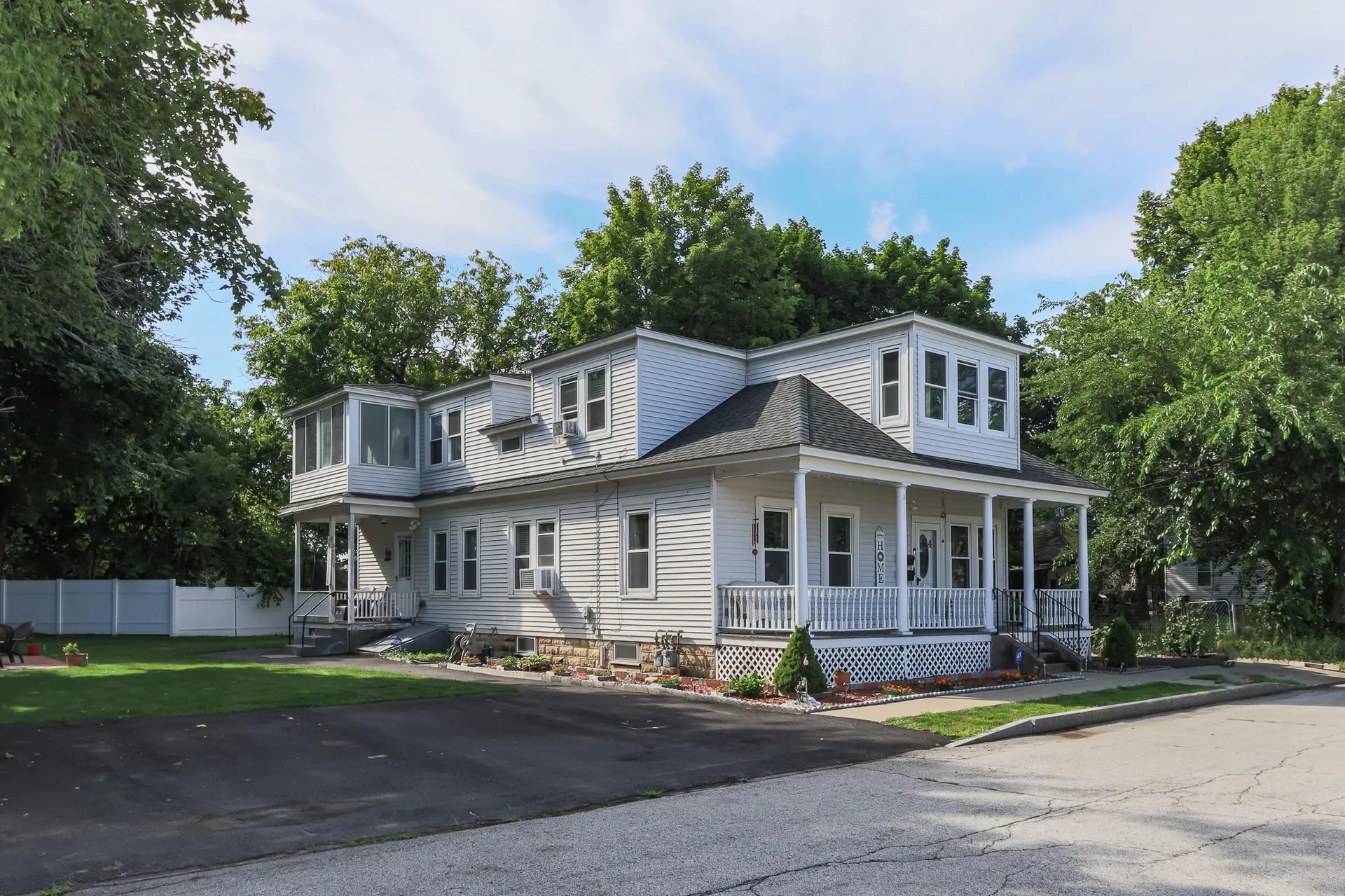 54 Claremont Avenue Manchester NH 03103