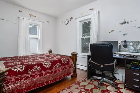 54 Claremont Avenue Manchester NH 03103