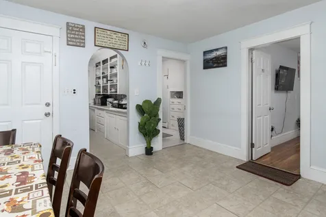 54 Claremont Avenue Manchester NH 03103