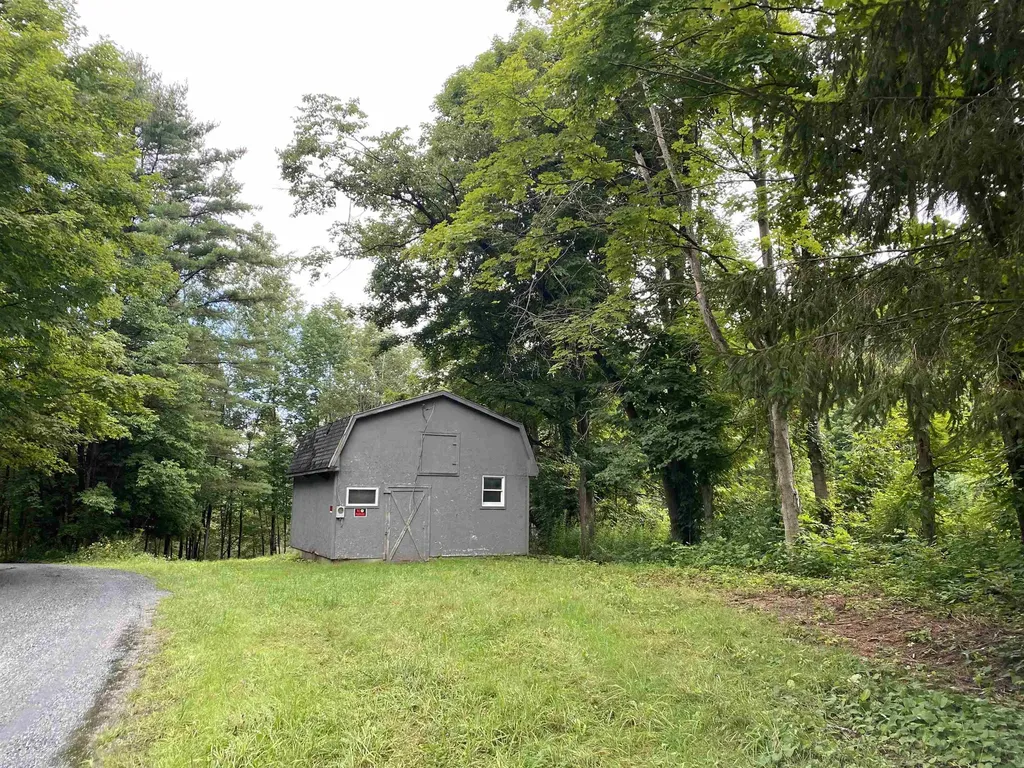 3566 Route 30 Hubbardton, VT