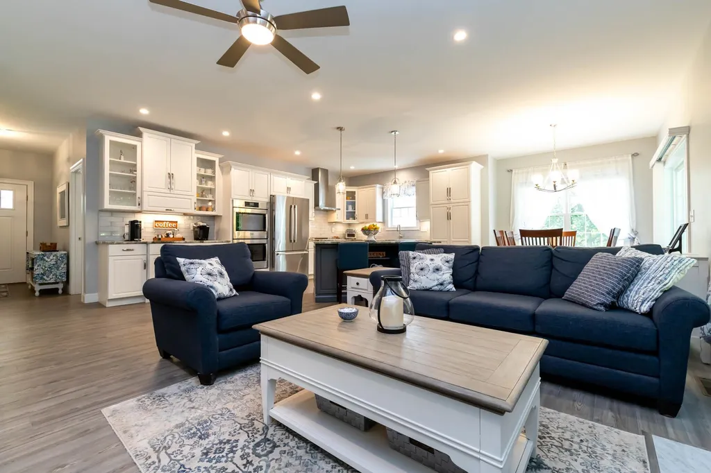 4 Mulberry Court Wolfeboro NH 03894