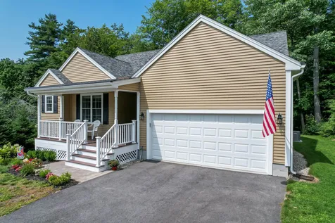4 Mulberry Court Wolfeboro NH 03894