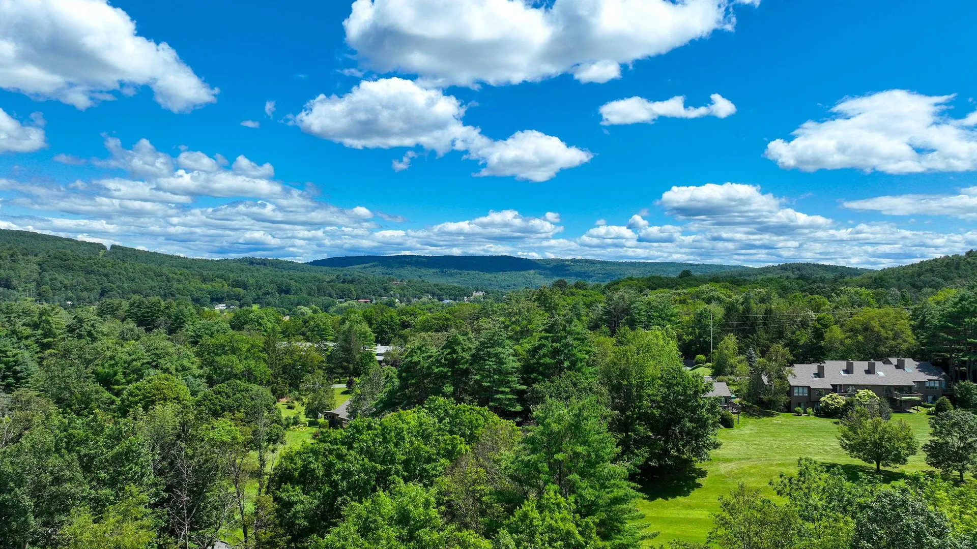 807 Murphys Road Hartford VT 05050