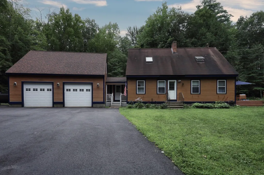 68 Winslow Road Dunbarton NH 03046
