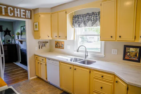 2 Rundlett Street Concord NH 03301