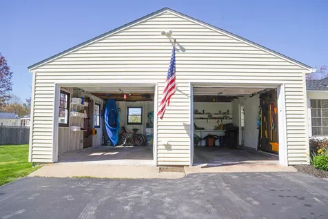 2 Rundlett Street Concord NH 03301