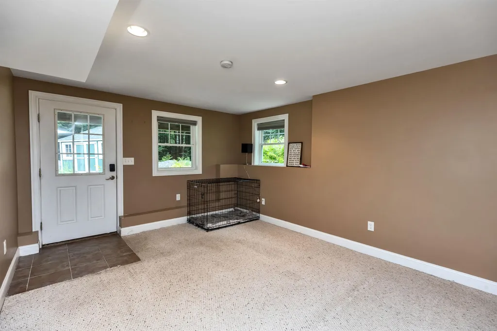 164 Long Pond Road Northwood NH 03261