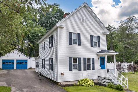 157 Pine Street Laconia NH 03246