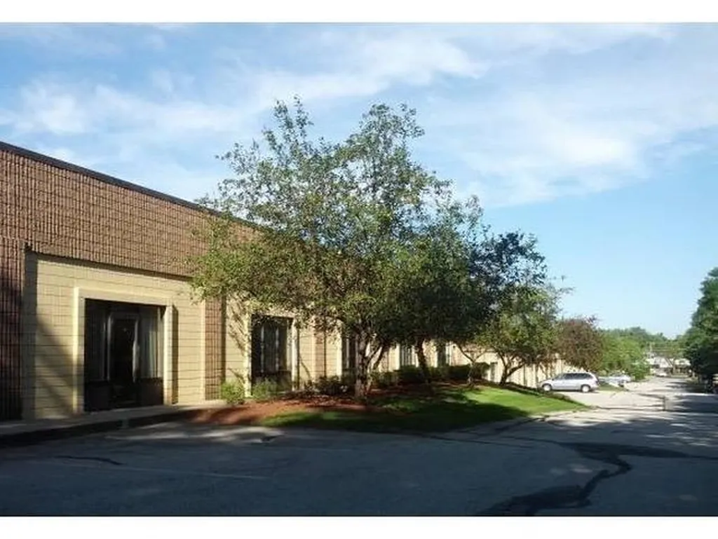 2 Townsend W Street Nashua NH 03063