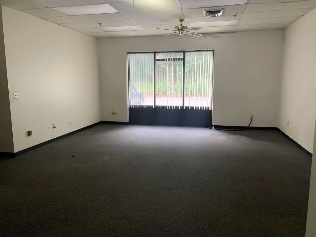 2 Townsend W Street Nashua NH 03063