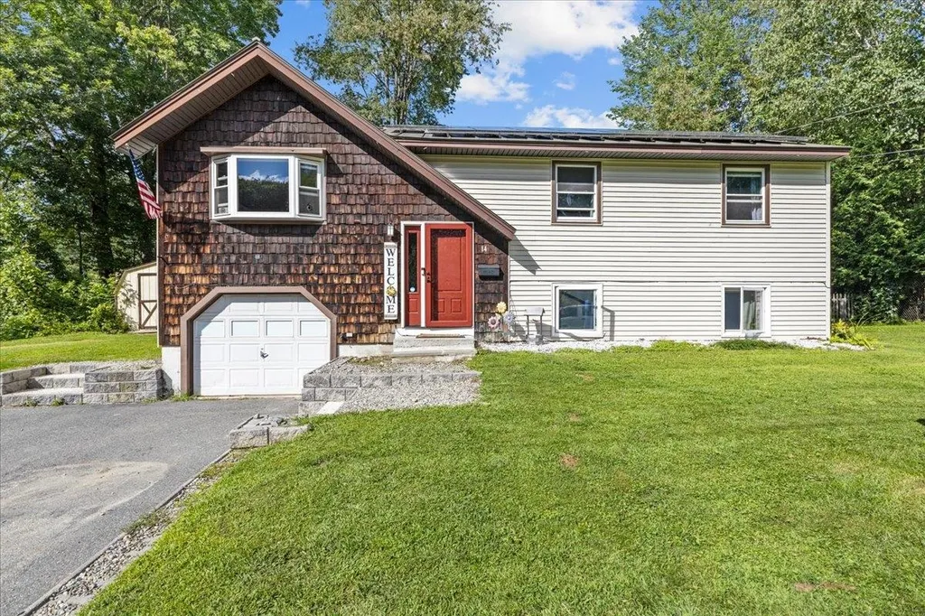 14 Birchwood Drive Hartford VT 05001