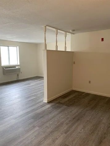 16 Manning Street Derry NH 03038