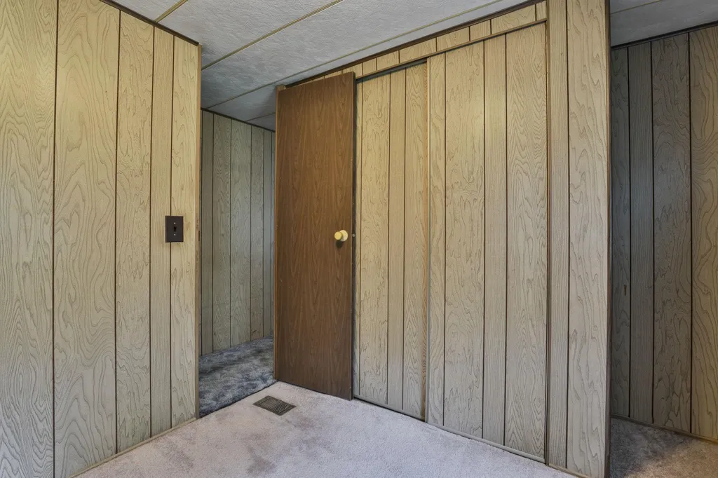 15 Greatstone Drive Nashua NH 03063