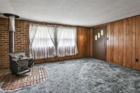 15 Greatstone Drive Nashua NH 03063