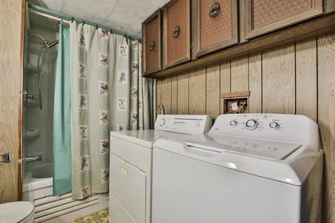 15 Greatstone Drive Nashua NH 03063