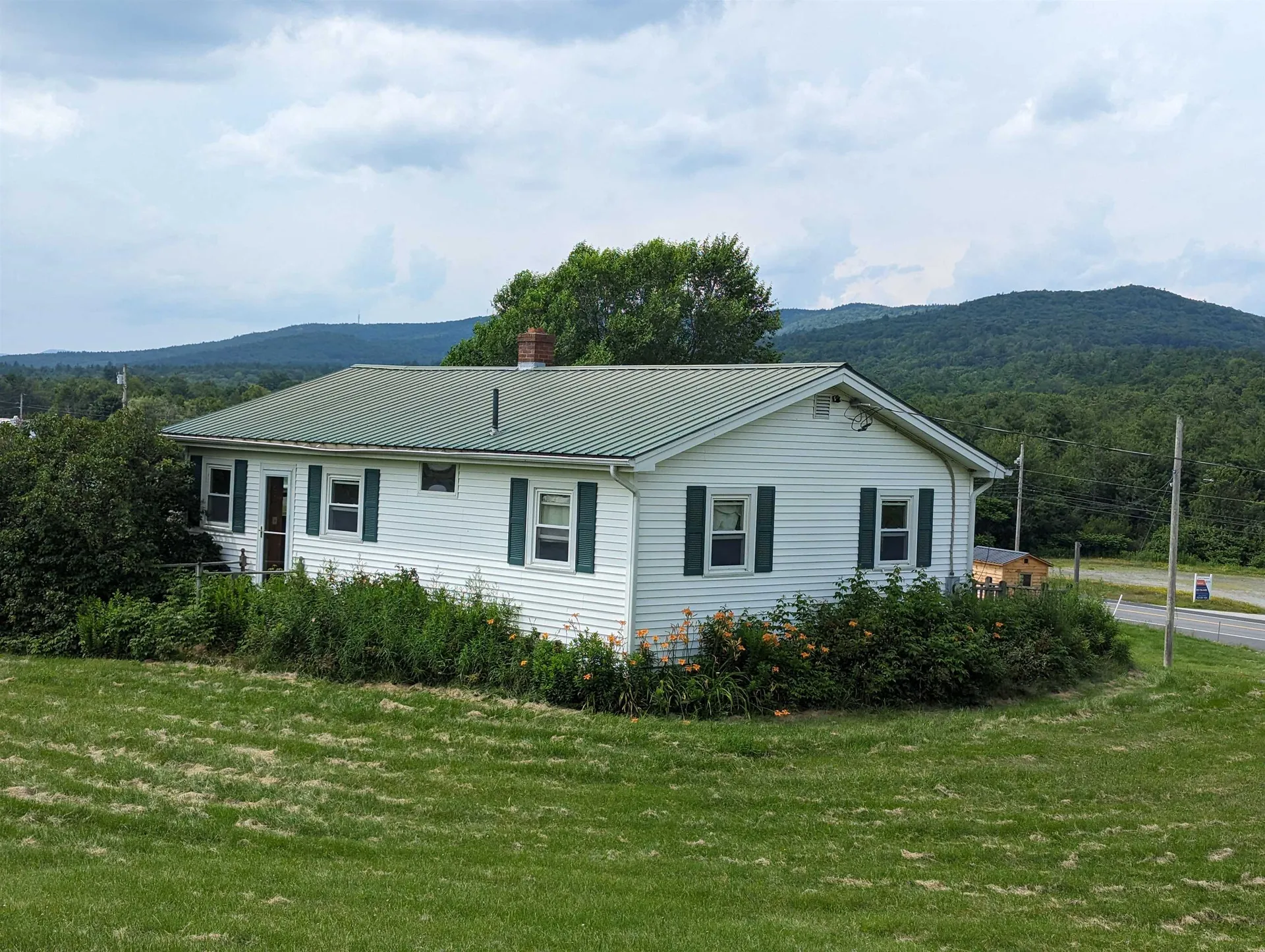 876 John Stark Highway Newport NH 03773