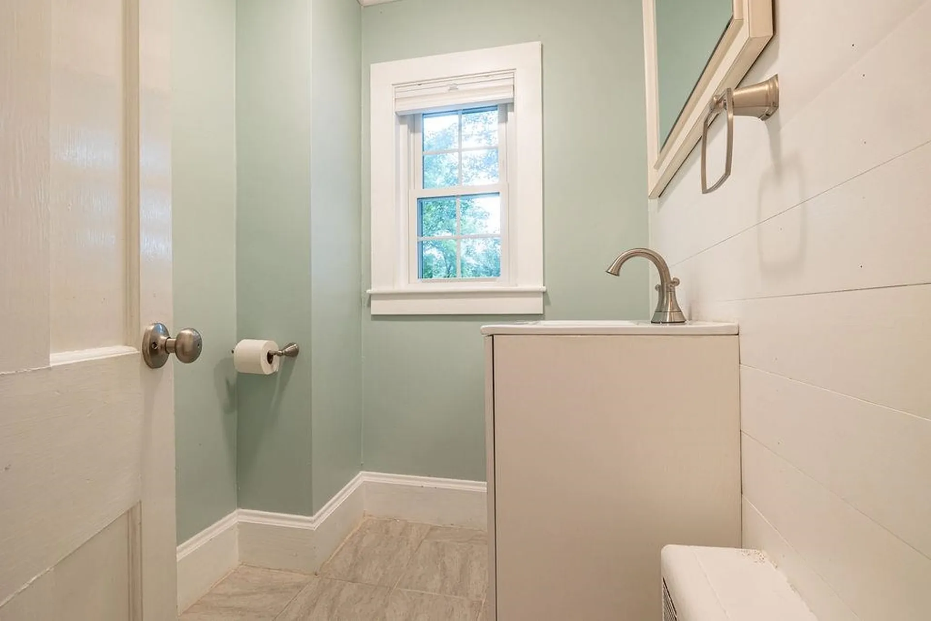 9 Wilson Avenue Concord NH 03301