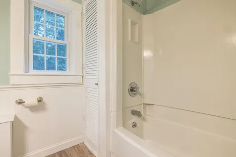 9 Wilson Avenue Concord NH 03301