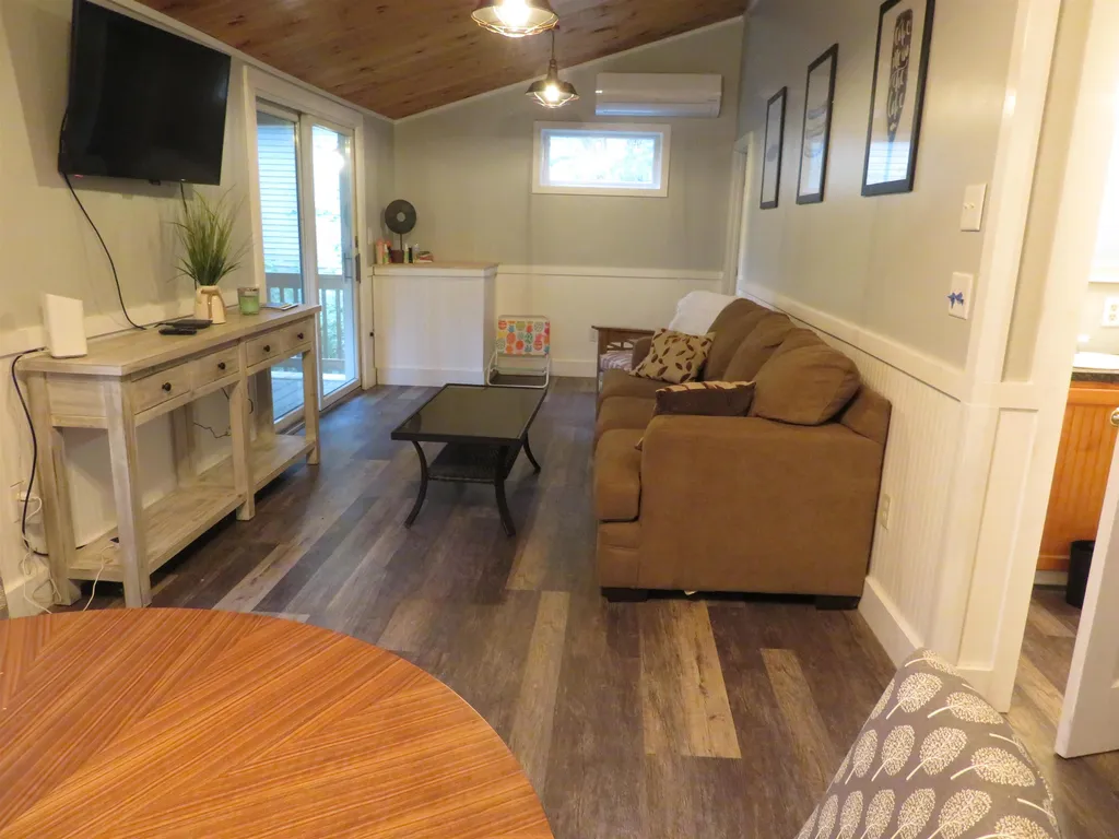 14 Marion Road Raymond NH 03077