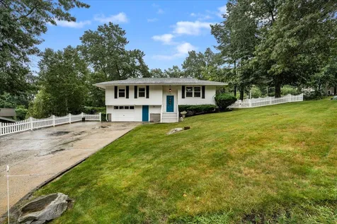 120 Harris Road Nashua NH 03062