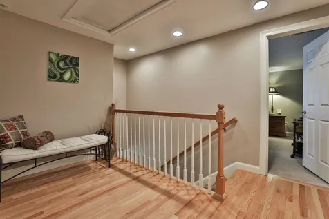 19 Sheas Drive Auburn NH 03032