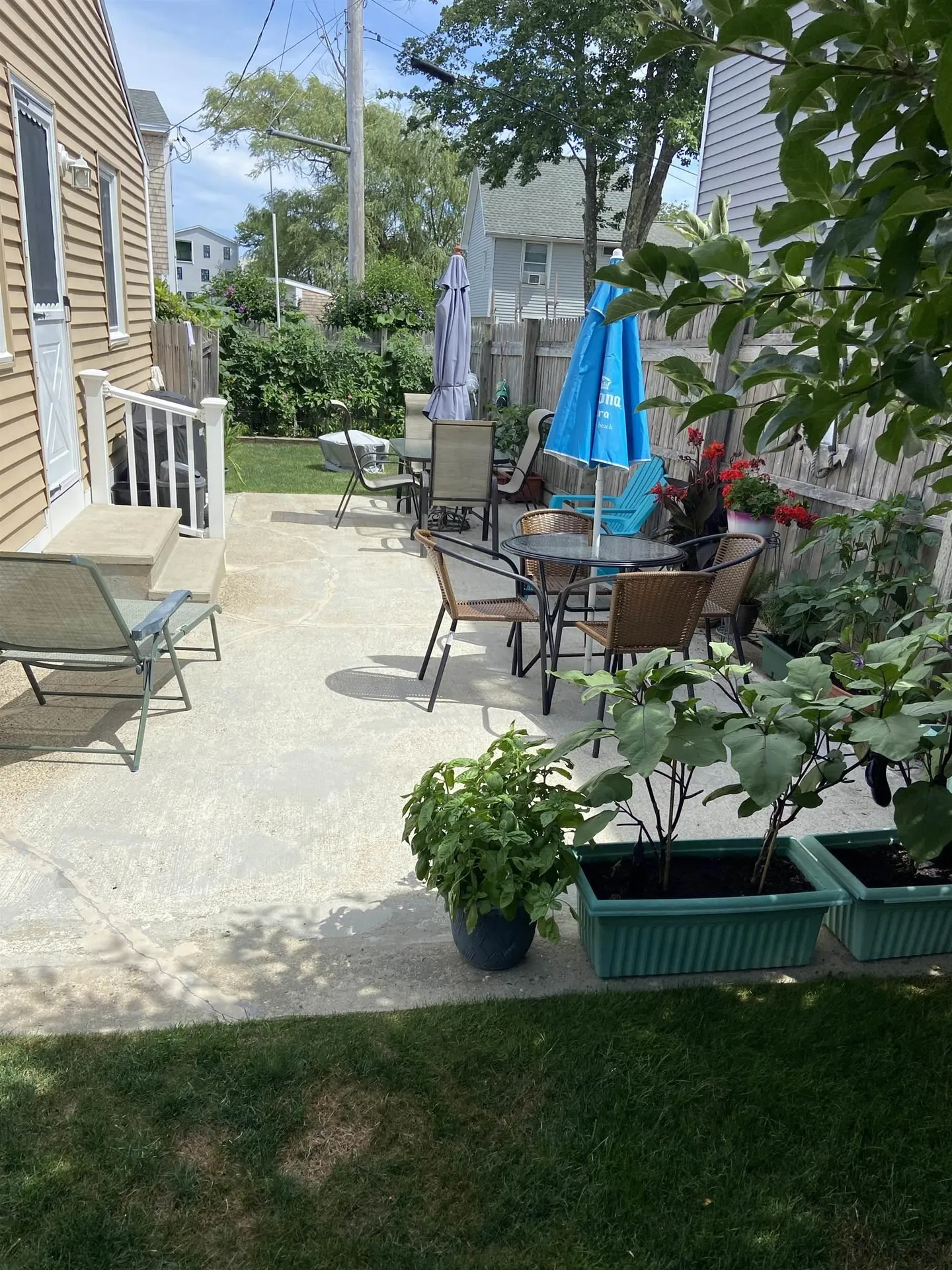 31 Walnut Avenue Hampton NH 03842