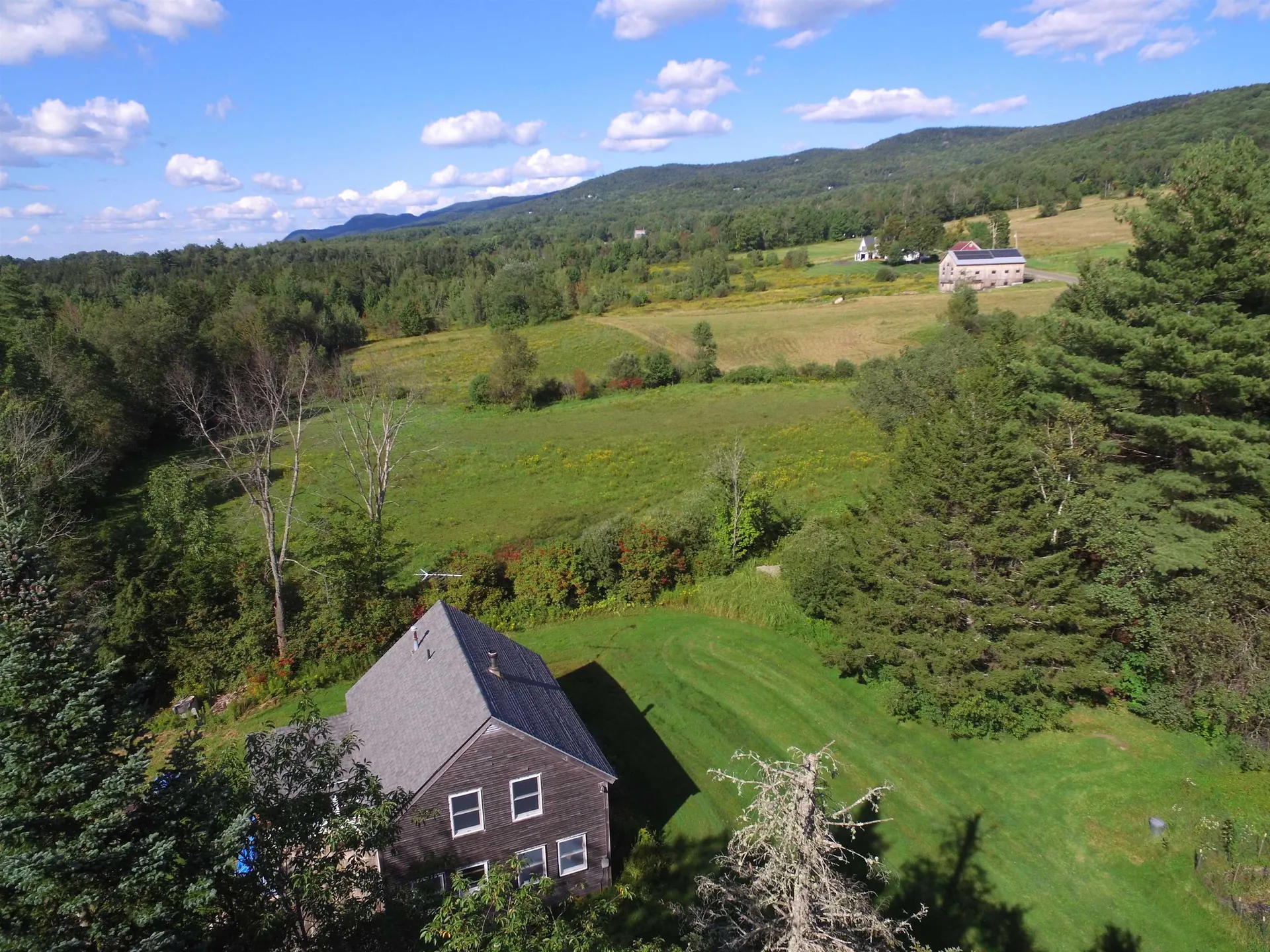1174 Senor Road Warren VT 05674