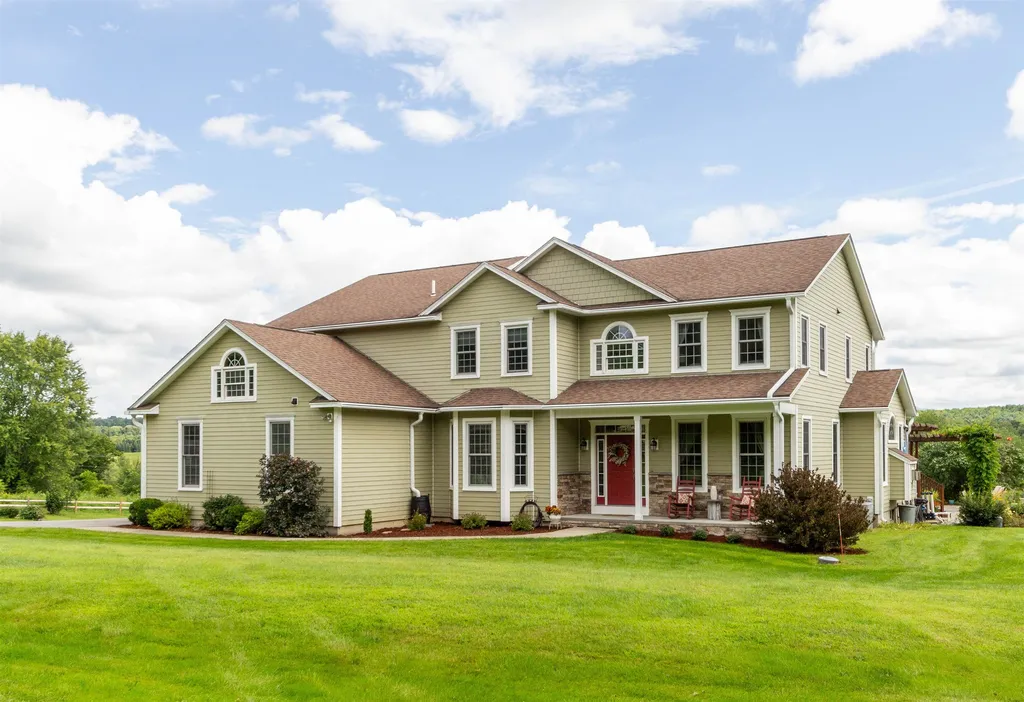 26 Colonel Page Road Essex VT 05452