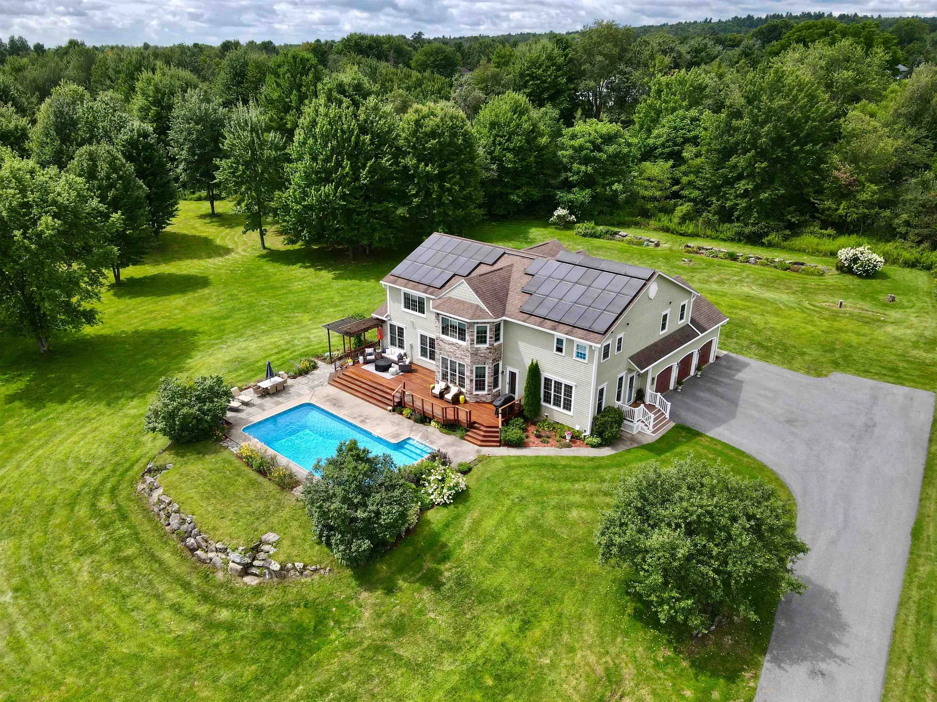 26 Colonel Page Road Essex VT 05452