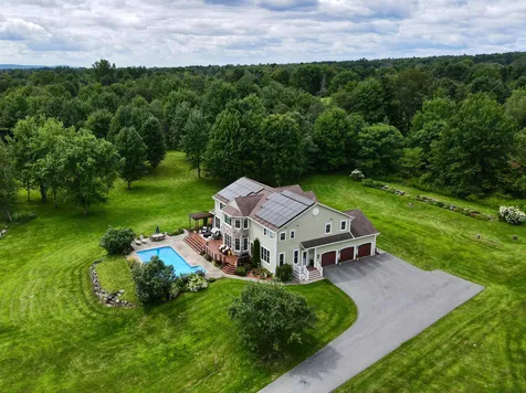 26 Colonel Page Road Essex VT 05452