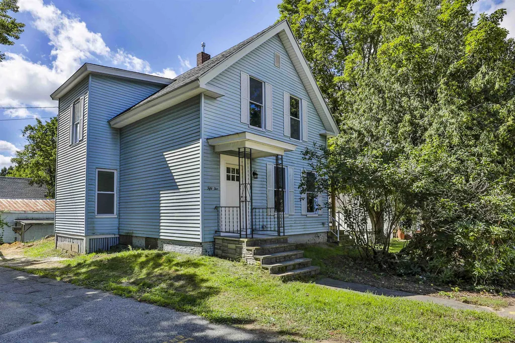 55 Cottage Street Laconia NH 03246
