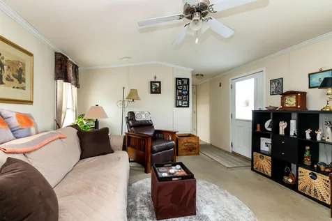 5 Eglin Boulevard Londonderry NH 03053