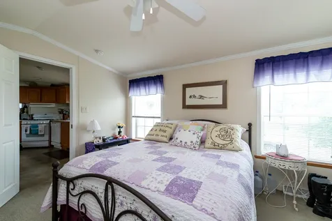 5 Eglin Boulevard Londonderry NH 03053