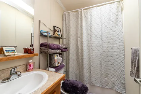 5 Eglin Boulevard Londonderry NH 03053