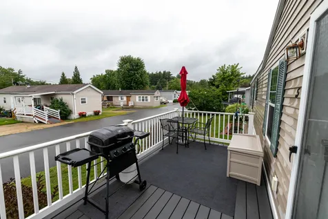 5 Eglin Boulevard Londonderry NH 03053