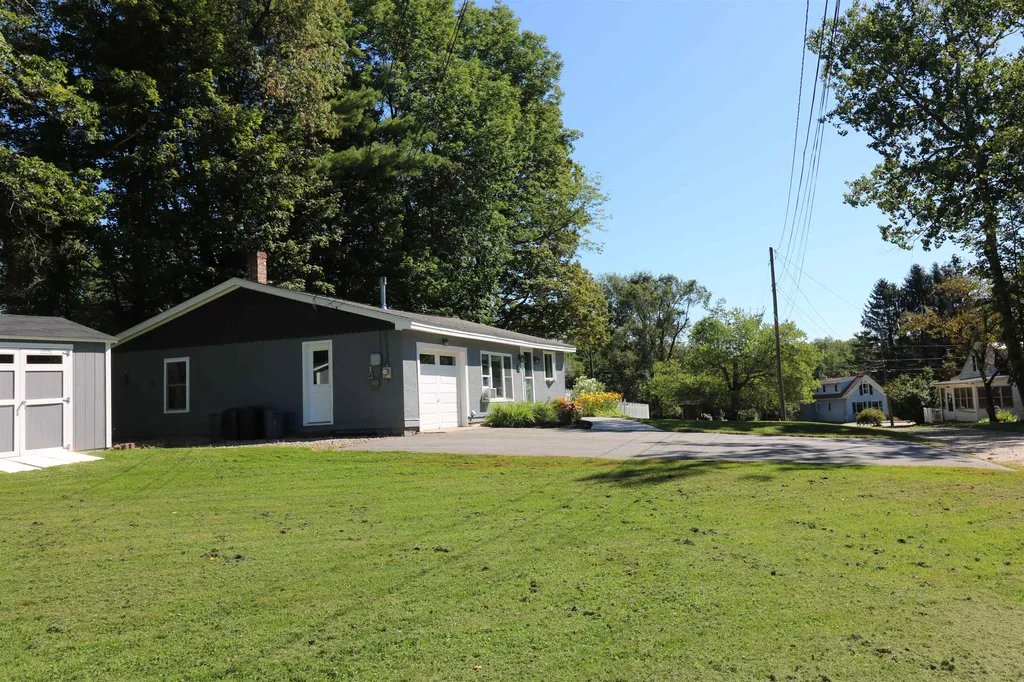 10 Fletcher Drive Jaffrey NH 03452